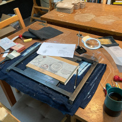 Overview of the lino carving station.