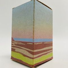 Printed and assembled Kinlock box, from an angle.
