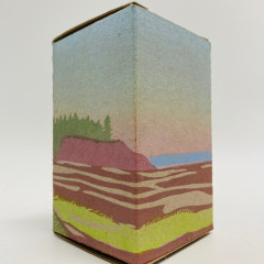 Printed and assembled Kinlock box, from an angle.